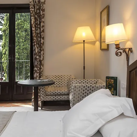 Otel De 4*