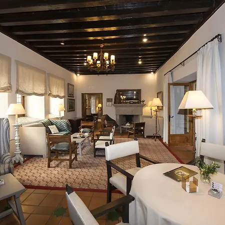 パラドール デ アヴィラ 4* Ávila